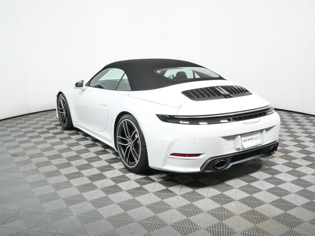 New 2026 Porsche 911 Carrera T RWD image 3