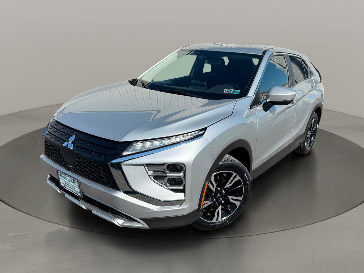 Used 2024 Mitsubishi Eclipse Cross SE AWD/4WD image 2