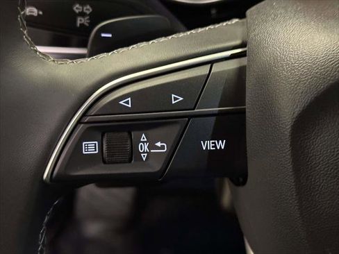 Used 2025 Audi Q8 Premium Plus w/ Premium Plus Package image 21