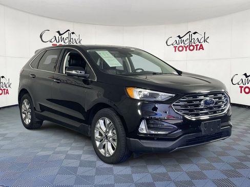 Used 2024 Ford Edge Titanium image 3