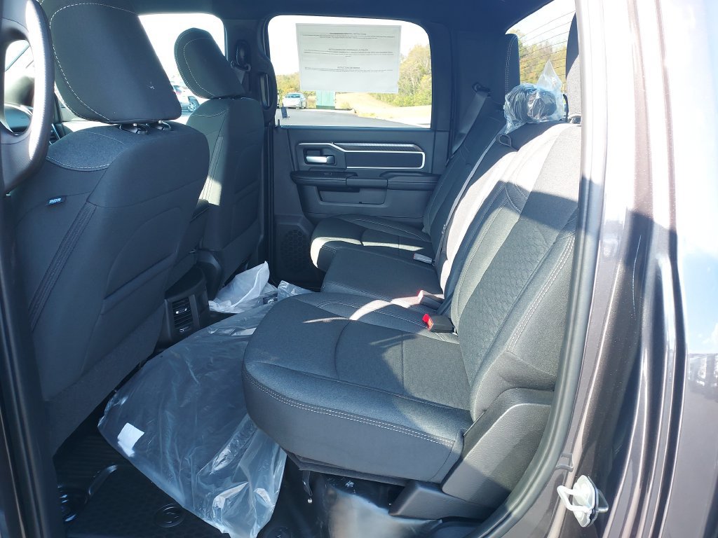 New 2027 RAM 3500 Big Horn w/ Night Edition AWD/4WD image 14