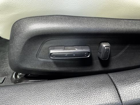Used 2026 Acura Integra A-Spec FWD image 37