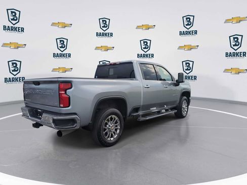 Used 2026 Chevrolet Silverado 2500 LTZ w/ LTZ Plus Package AWD/4WD image 8