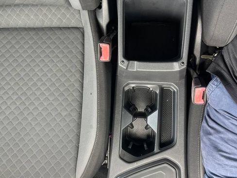 Used 2018 Volkswagen Tiguan S FWD image 18