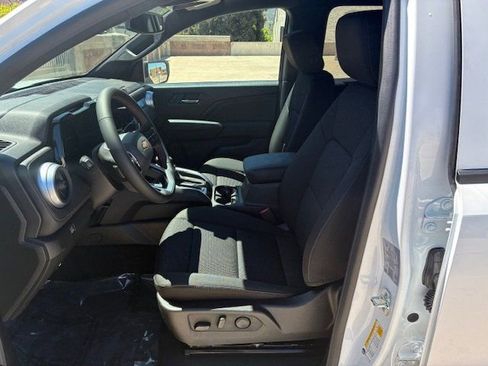 New 2025 Chevrolet Colorado LT image 11