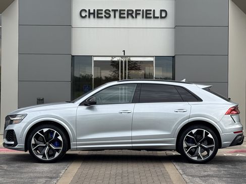 Used 2023 Audi RS Q8 w/ Black Optic Package AWD/4WD image 6
