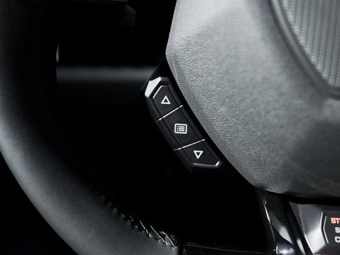 Used 2022 Lamborghini Huracan EVO image 48