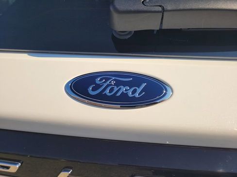 Certified 2025 Ford Explorer Active w/ Active Comfort Package image 7