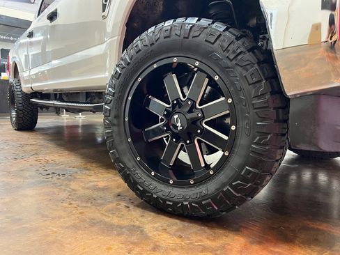 Used 2019 Ford F250 XLT image 36