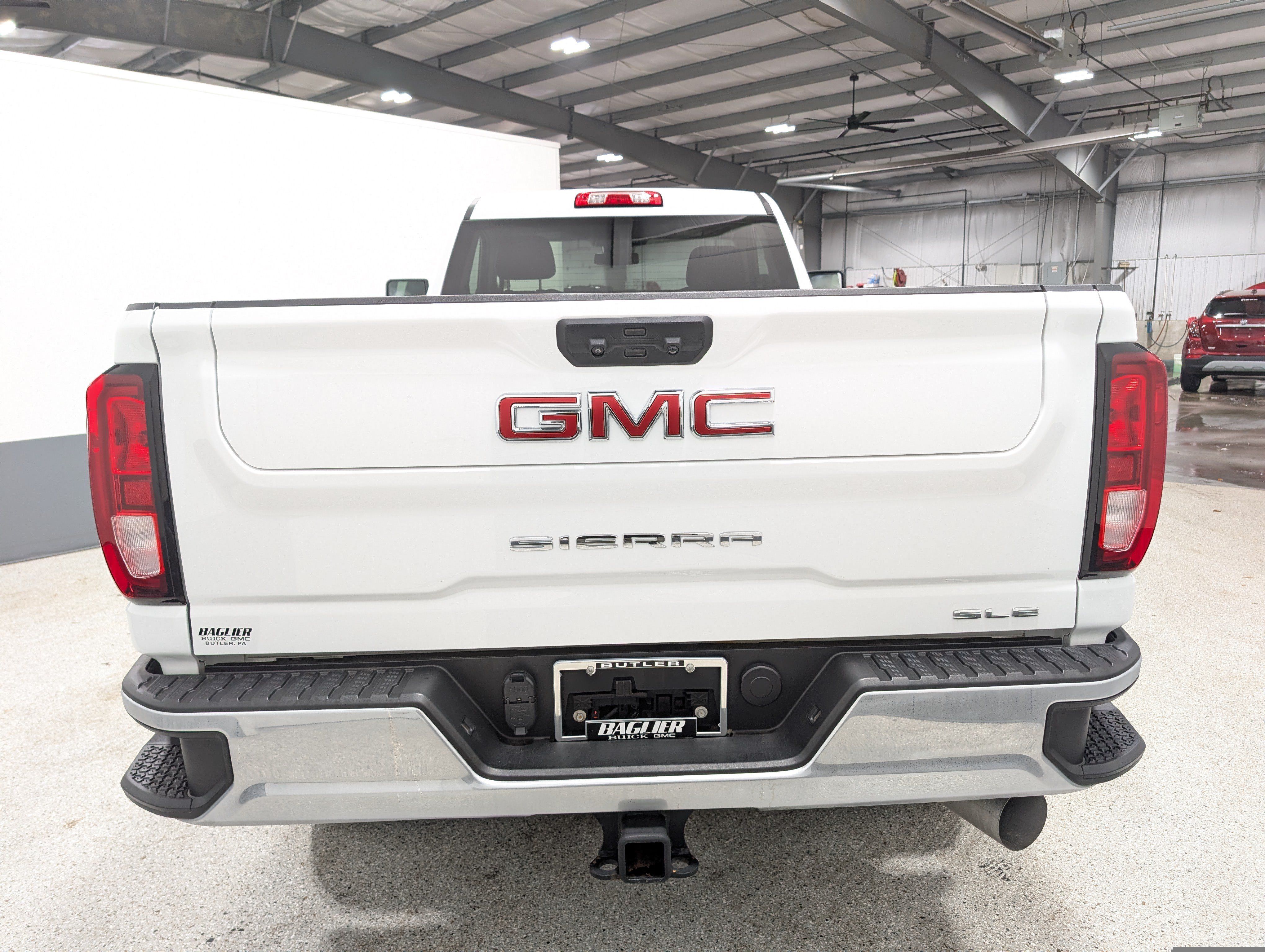 Used 2024 GMC Sierra 2500 SLE w/ SLE Convenience Package AWD/4WD image 4