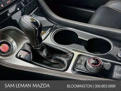 Used 2021 Nissan Maxima SR w/ Sport Mat Group FWD image 17