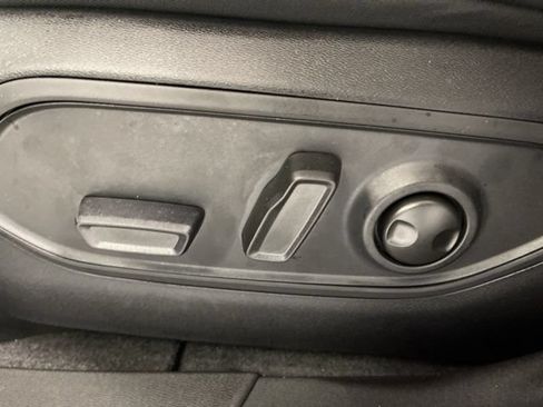 New 2026 Jeep Cherokee Limited AWD/4WD image 16