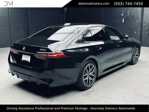 Used 2024 BMW i5 M60 w/ Premium Package AWD/4WD image 7