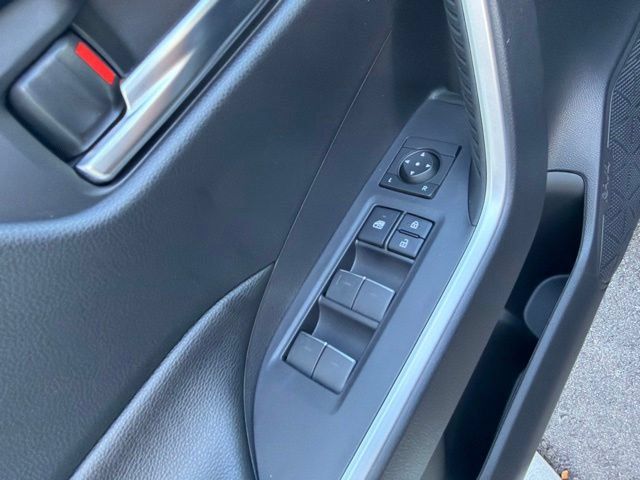 Used 2025 Toyota RAV4 XLE Premium w/ Weather Package AWD/4WD image 22