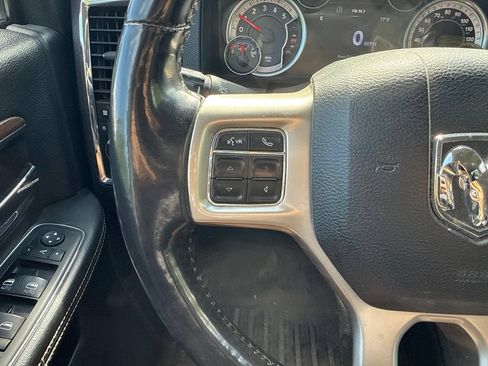 Used 2015 RAM 1500 Laramie w/ Convenience Group AWD/4WD image 17