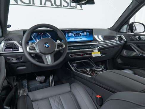 New 2027 BMW X7 xDrive40i w/ Executive Package AWD/4WD image 16
