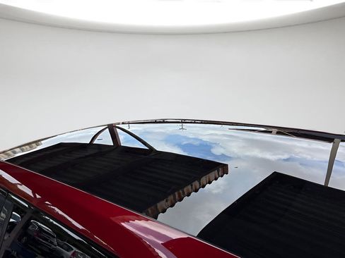 Used 2018 Land Rover Range Rover Evoque image 7