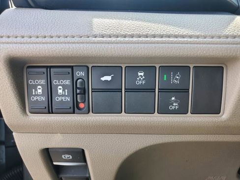 Used 2019 Honda Odyssey EX-L image 15