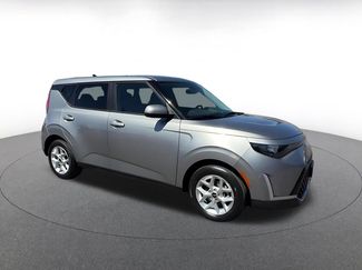 Used 2025 Kia Soul LX w/ LX Technology Package FWD video 2