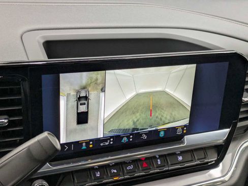 Used 2024 Chevrolet Silverado 3500 High Country w/ High Country Premium Package image 32