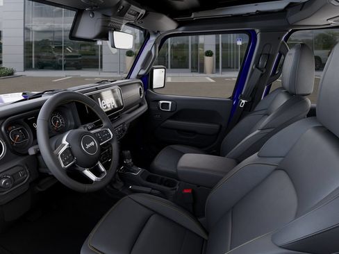 New 2026 Jeep Wrangler Unlimited Sahara w/ Safety Group AWD/4WD image 23