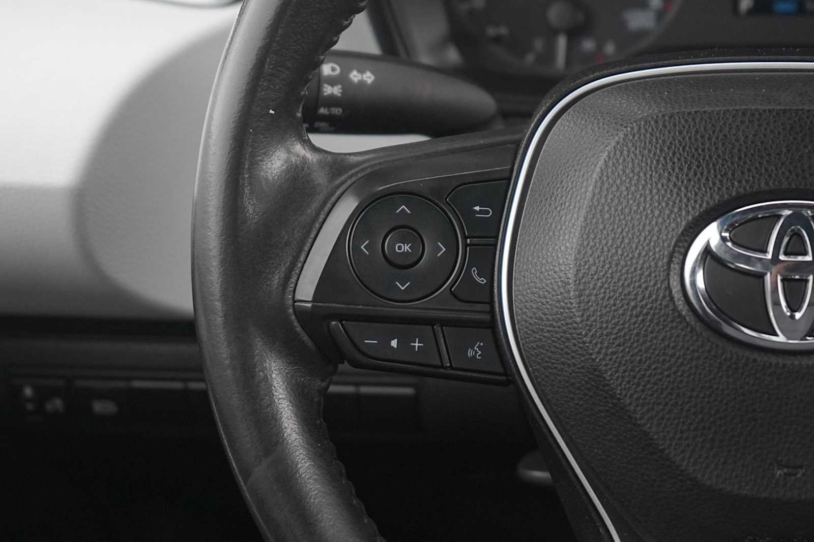 Used 2024 Toyota Corolla SE FWD image 17