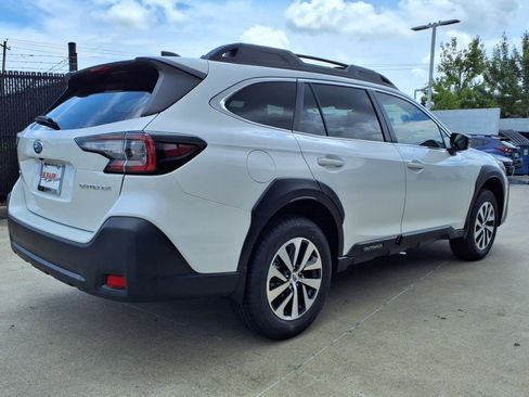 New 2025 Subaru Outback Premium image 4
