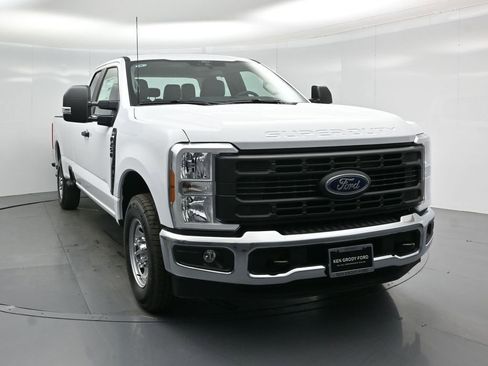 New 2026 Ford F250 XL RWD image 48