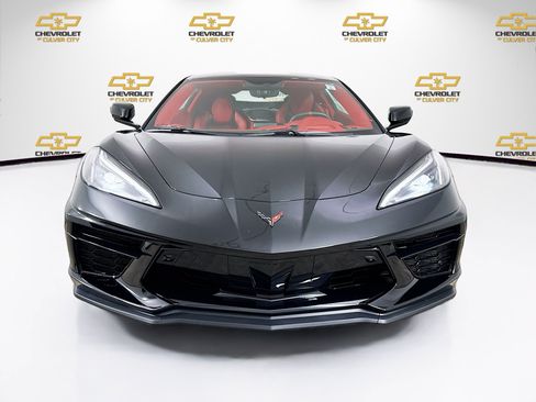 Used 2023 Chevrolet Corvette Stingray Premium Cpe w/ Z51 Performance Package RWD image 2
