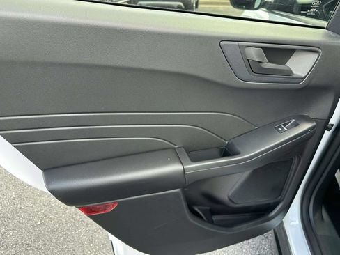Used 2023 Ford Escape Active w/ Tech Pack #1 AWD/4WD image 11