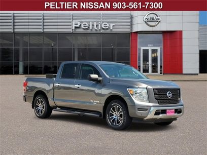 Used 2021 Nissan Titan SV w/ SV Convenience Package