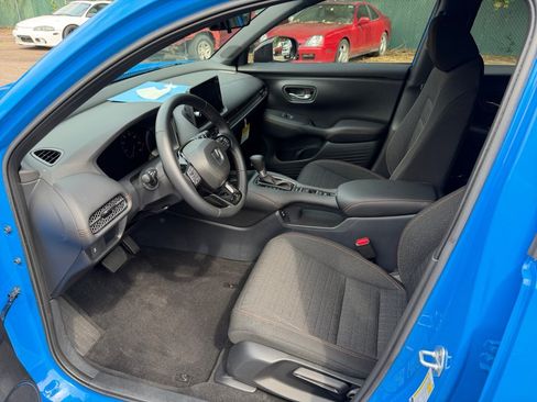 Certified 2026 Honda HR-V Sport image 30