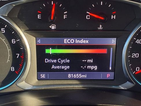 Used 2020 Chevrolet Traverse LT image 18