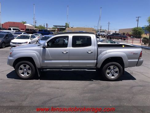 Used 2012 Toyota Tacoma 4x4 Double Cab w/ TRD Sport Pkg image 5