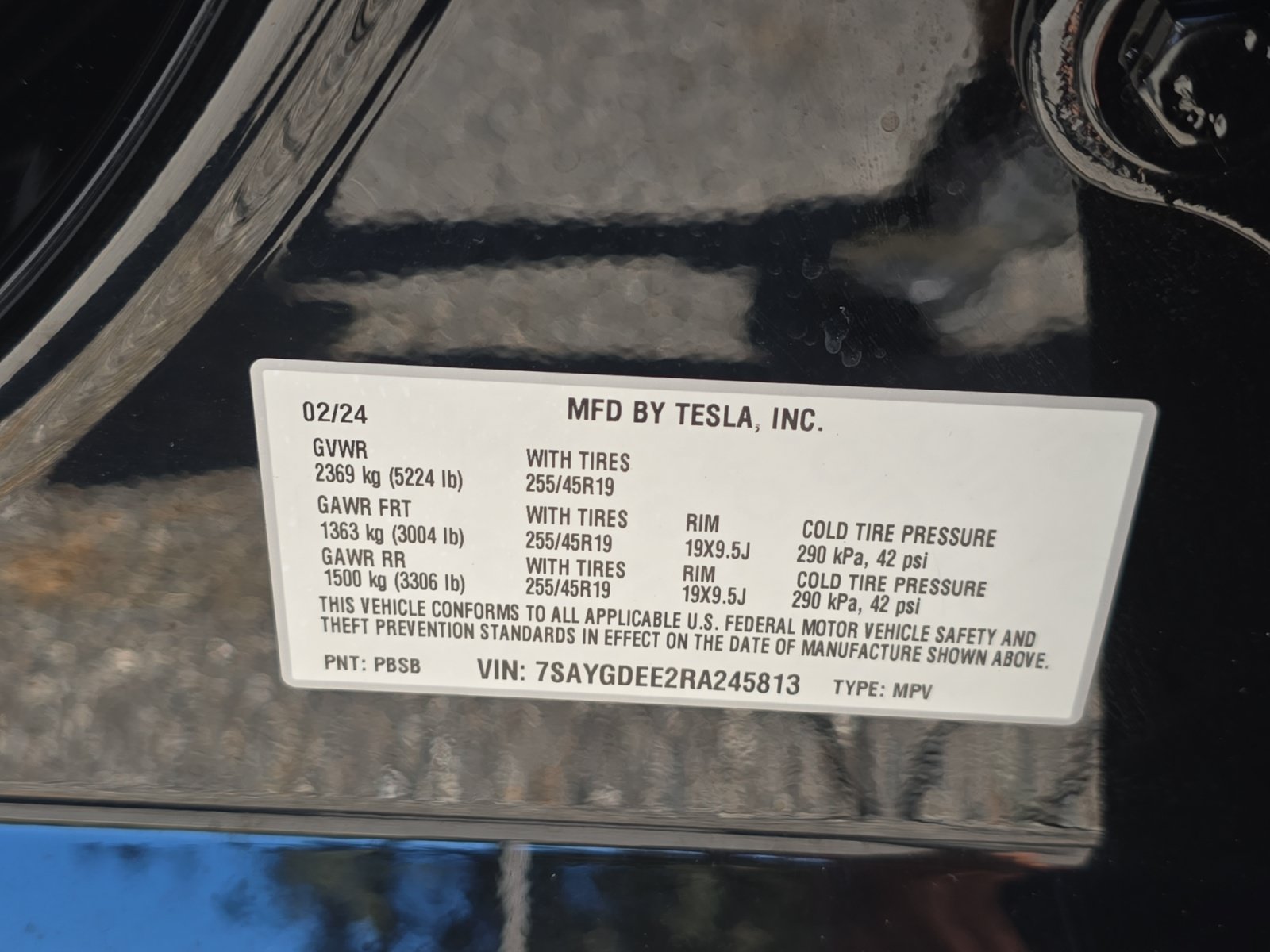 Used 2024 Tesla Model Y Long Range AWD/4WD image 31
