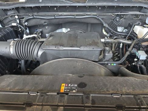 Used 2025 Chevrolet Silverado 2500 W/T AWD/4WD image 16