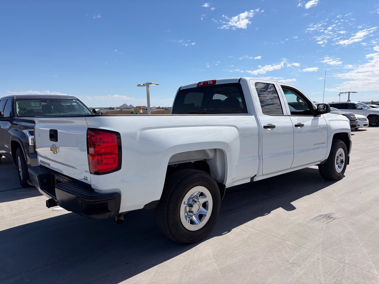 Used 2019 Chevrolet Silverado 1500 W/T w/ WT Convenience Package RWD image 2