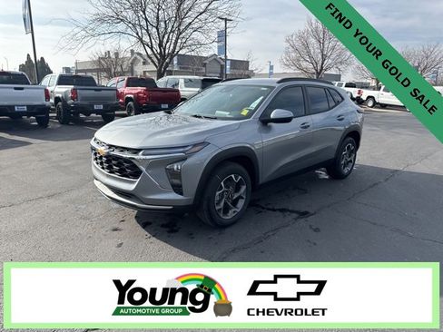 New 2026 Chevrolet Trax LT w/ Driver Confidence Package image 3