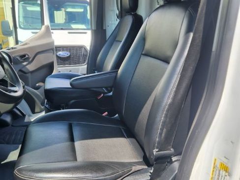 Used 2022 Ford Transit 350 DRW RWD image 17