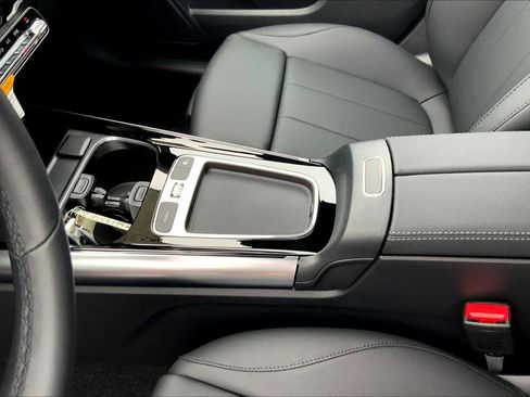 Used 2025 Mercedes-Benz GLA 250 GLA 250 image 10