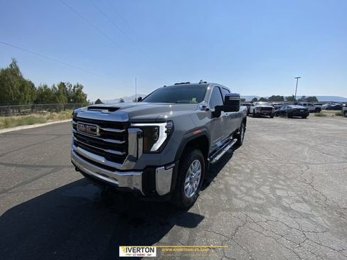 Used 2024 GMC Sierra 2500 SLT w/ SLT Premium Package AWD/4WD image 1