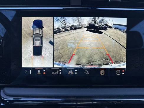 Used 2024 GMC Sierra 1500 AT4X image 15