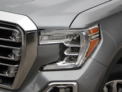 Certified 2021 GMC Sierra 1500 SLT image 2