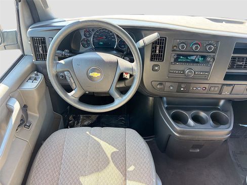 Used 2020 Chevrolet Express 3500 LT w/ LT Preferred Equipment Group RWD image 19