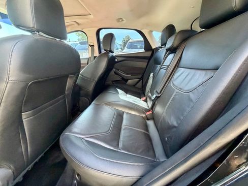Used 2015 Ford Focus Titanium FWD image 20