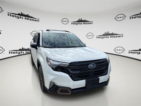 Used 2025 Subaru Forester Sport AWD/4WD image 8