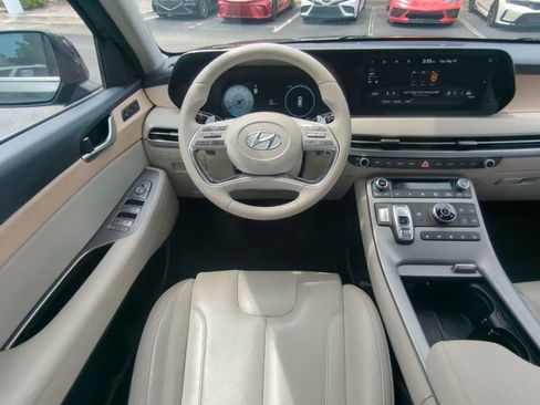 Used 2023 Hyundai Palisade Limited w/ Cargo Package AWD/4WD image 20