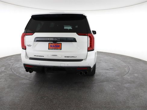 Used 2024 GMC Yukon XL Denali Ultimate image 11