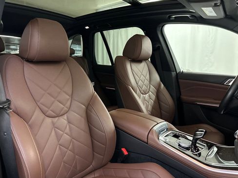 Used 2023 BMW X5 sDrive40i w/ Climate Comfort Package image 31