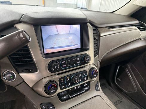 Used 2018 GMC Yukon XL Denali w/ Open Road Package AWD/4WD image 21